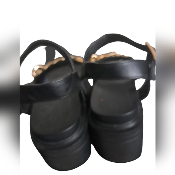 TRUFFLE COLLECTION black platform chunk thick chain sandals Academia Wednesday 7 - Picture 4 of 8